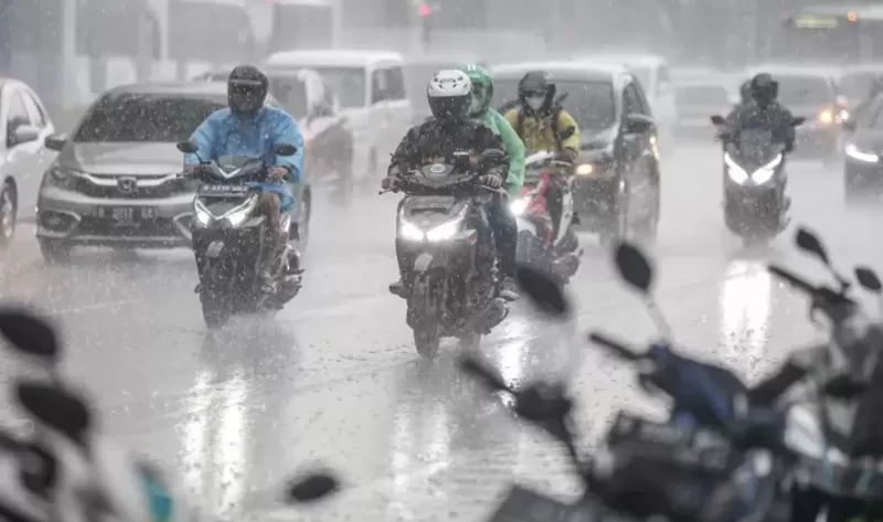 La Nina Lemah Picu Hujan Lebat di Aceh, Riau, Papua 2025